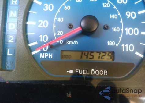 2001 Toyota Sienna Le from USA, damaged, VIN 4T3ZF13C31U341147